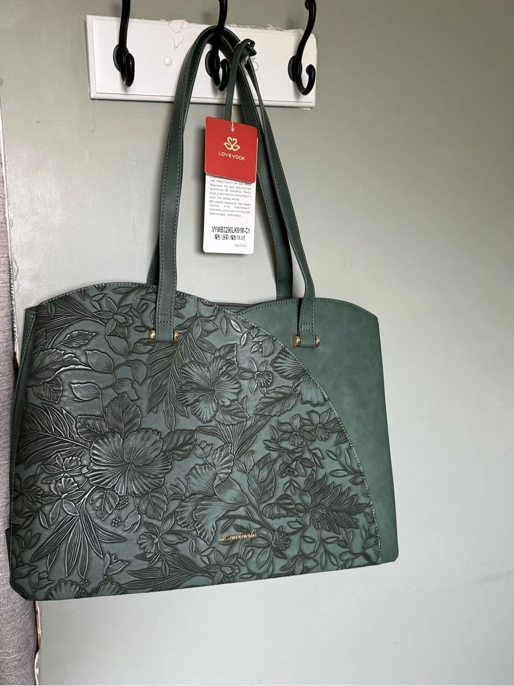 LOVEVOOK Green Floral-Embossed Tote Bag